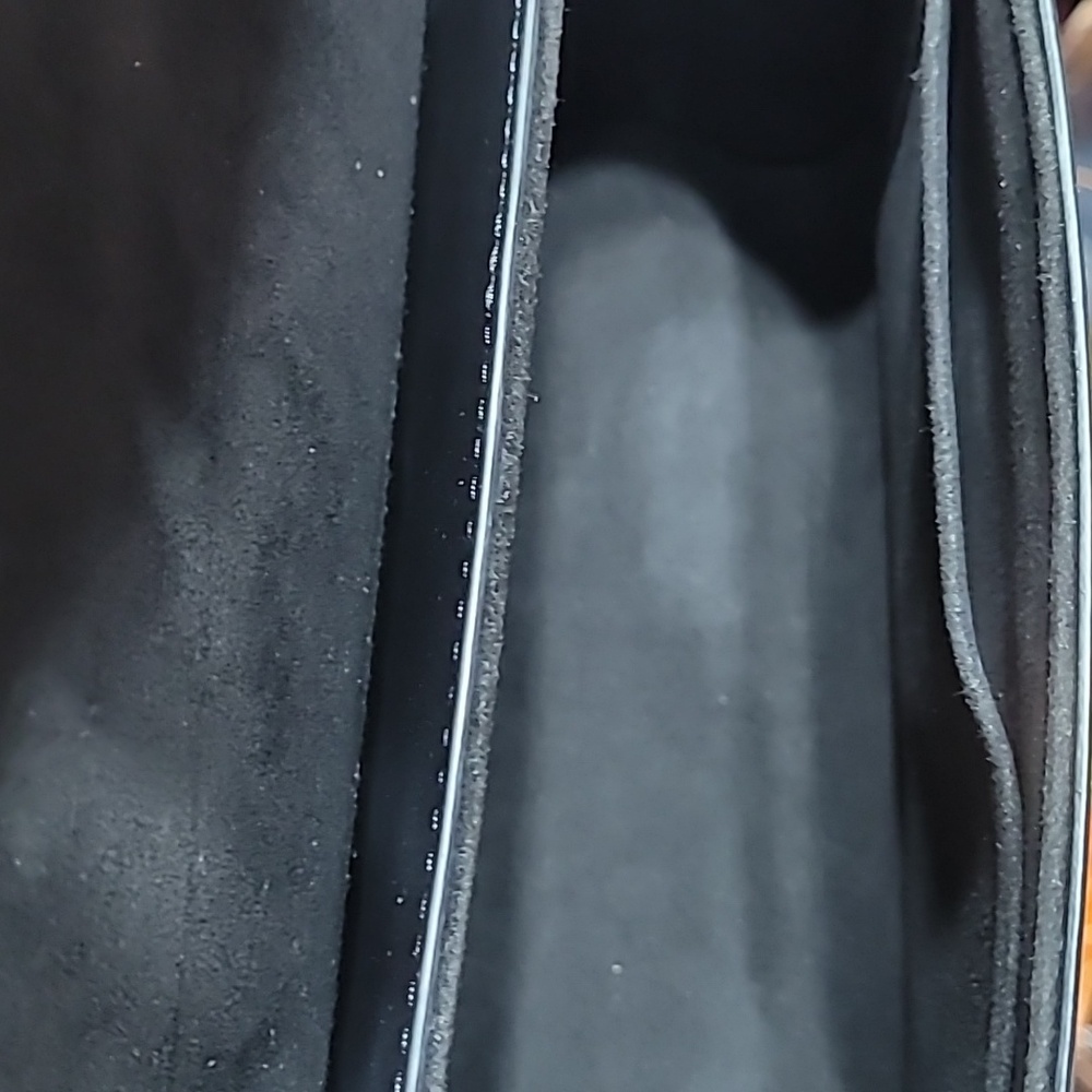 Louis Vuitton Twist 1854 Limited Edition Black and White Shoulder Bag - Picture 14 of 15